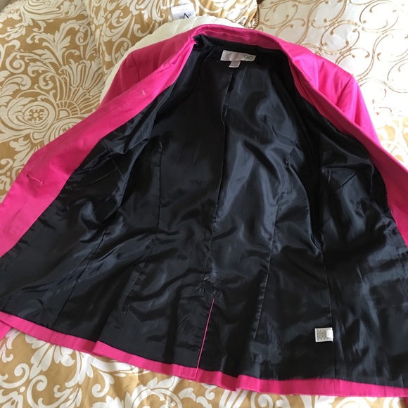 Pink jacket - Picture 5 of 7